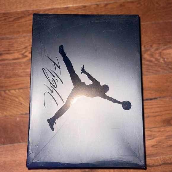 Jordan 4 Retro Black Cats - Picture 3 of 9